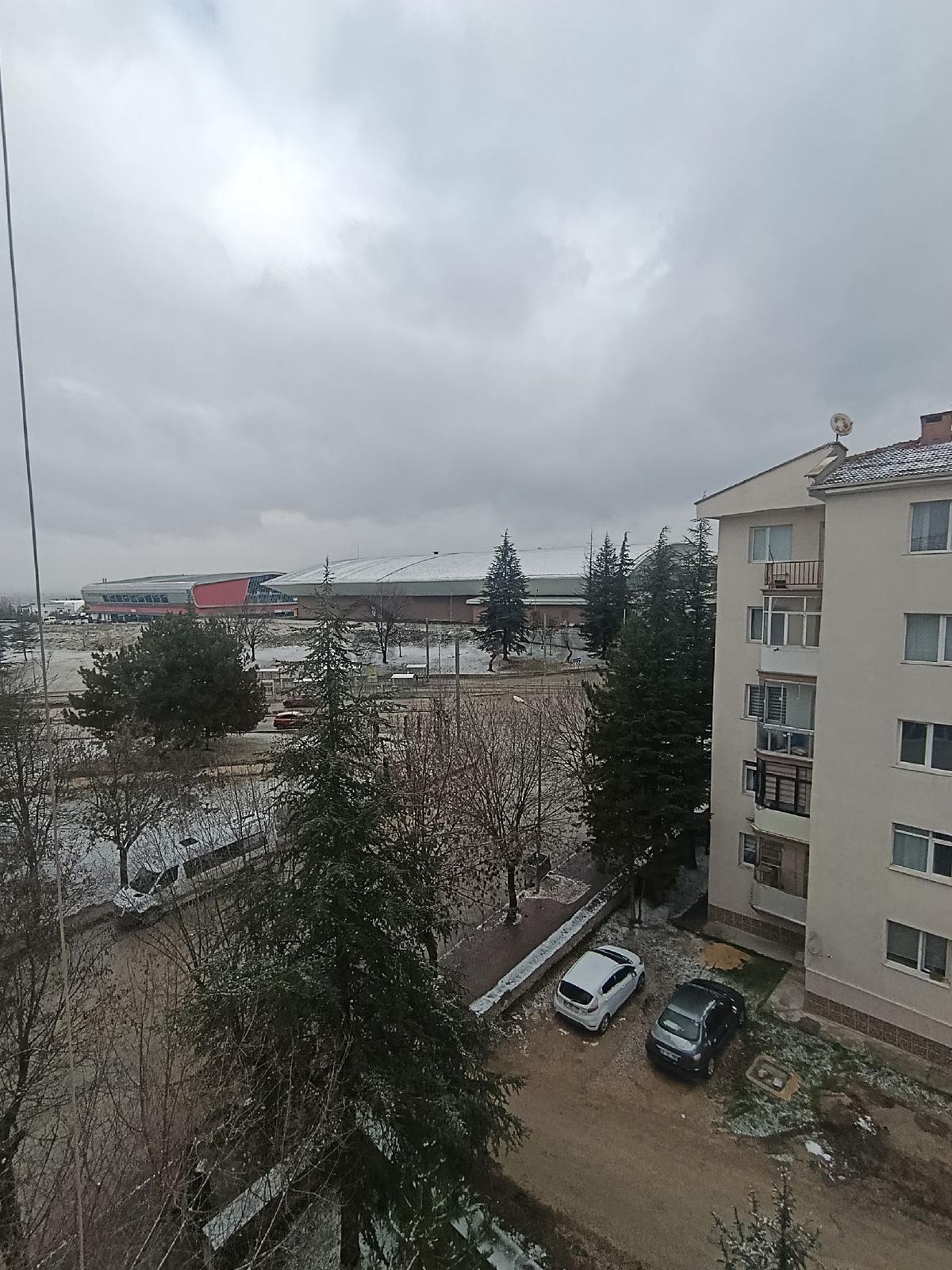 Yeniket Mahallesinde Kiralık 2+1 Daire - 7