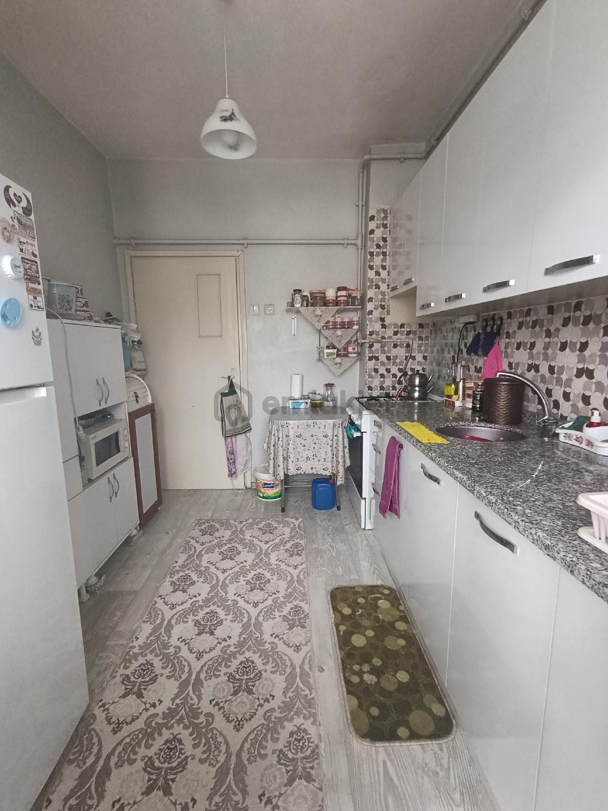 Yeniket Mahallesinde Kiralık 2+1 Daire - 8