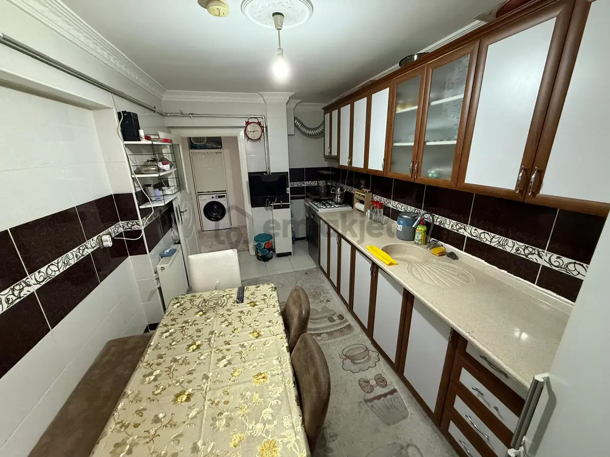 Atapark Mahallesi'nde 3+1 Yapılı Daire! - 4
