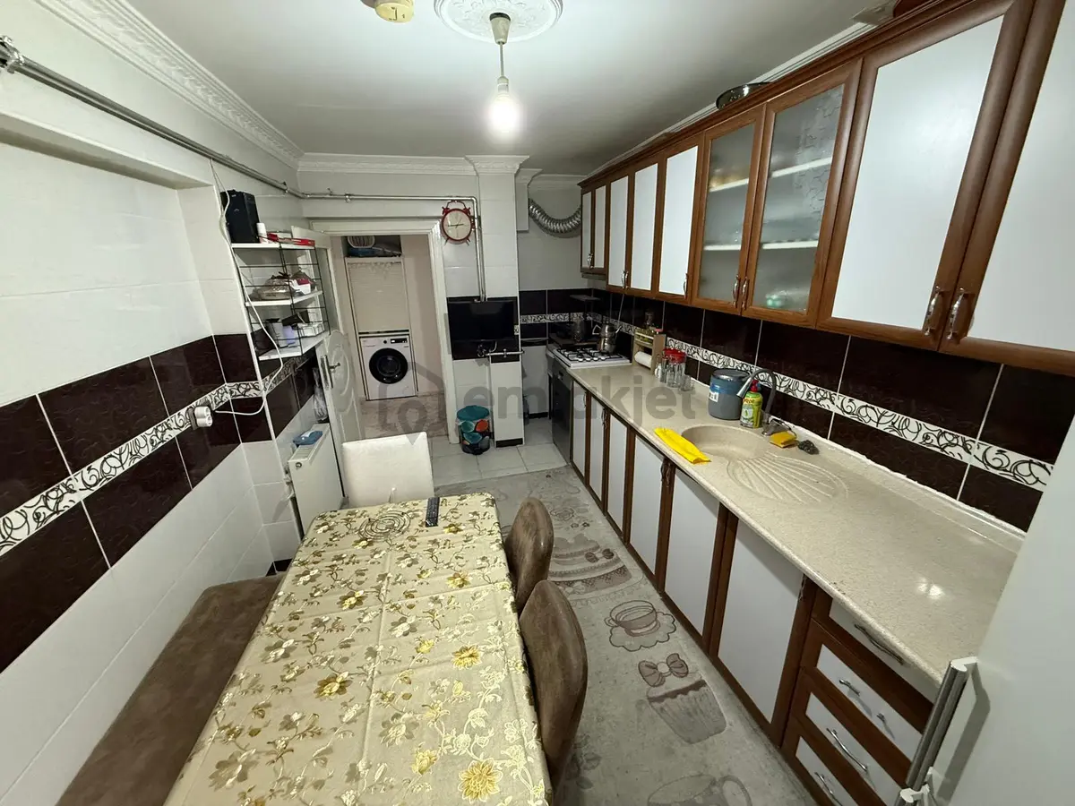 Atapark Mahallesi'nde 3+1 Yapılı Daire! - 5