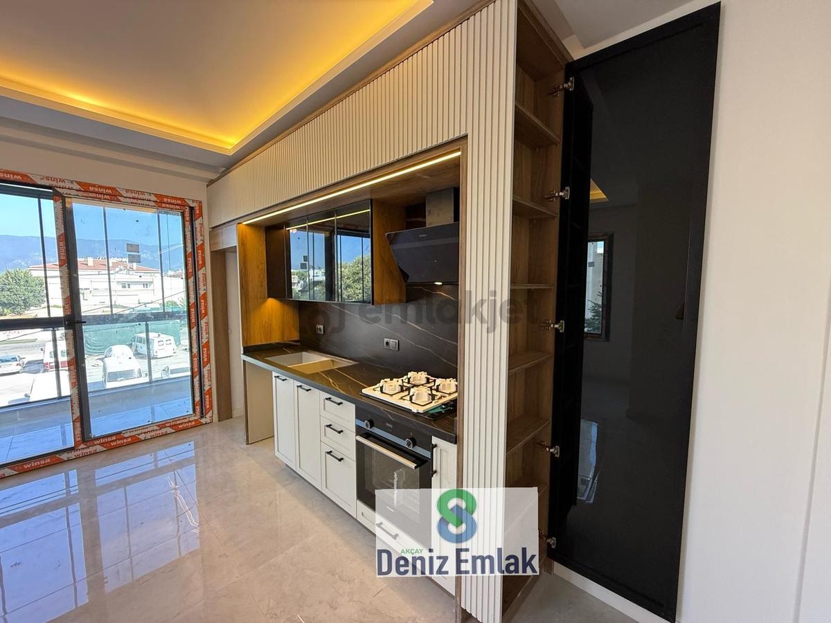 Denizden Akçayda Denize 50 M Mesafede Satılık 2+1 Daire. - 26