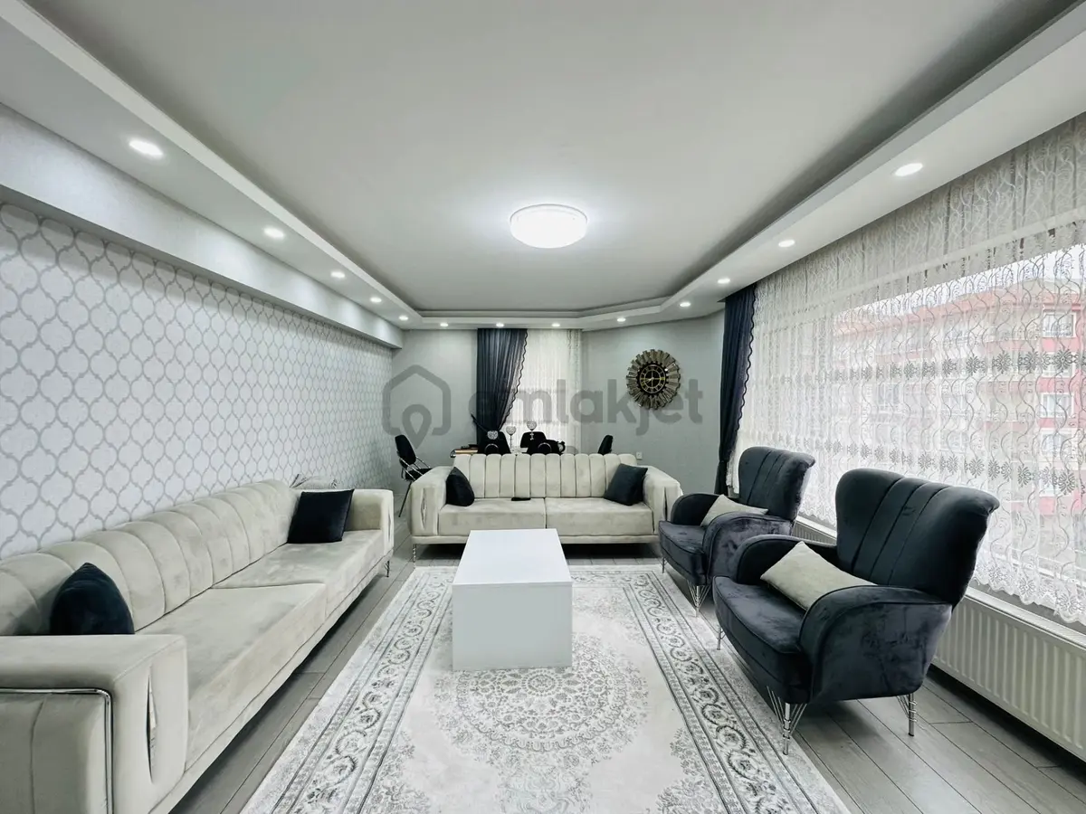Karapürçek'te Full Yapılı Asansörlü 140 M2 3+1 Katta Satılık Daire !! - 4