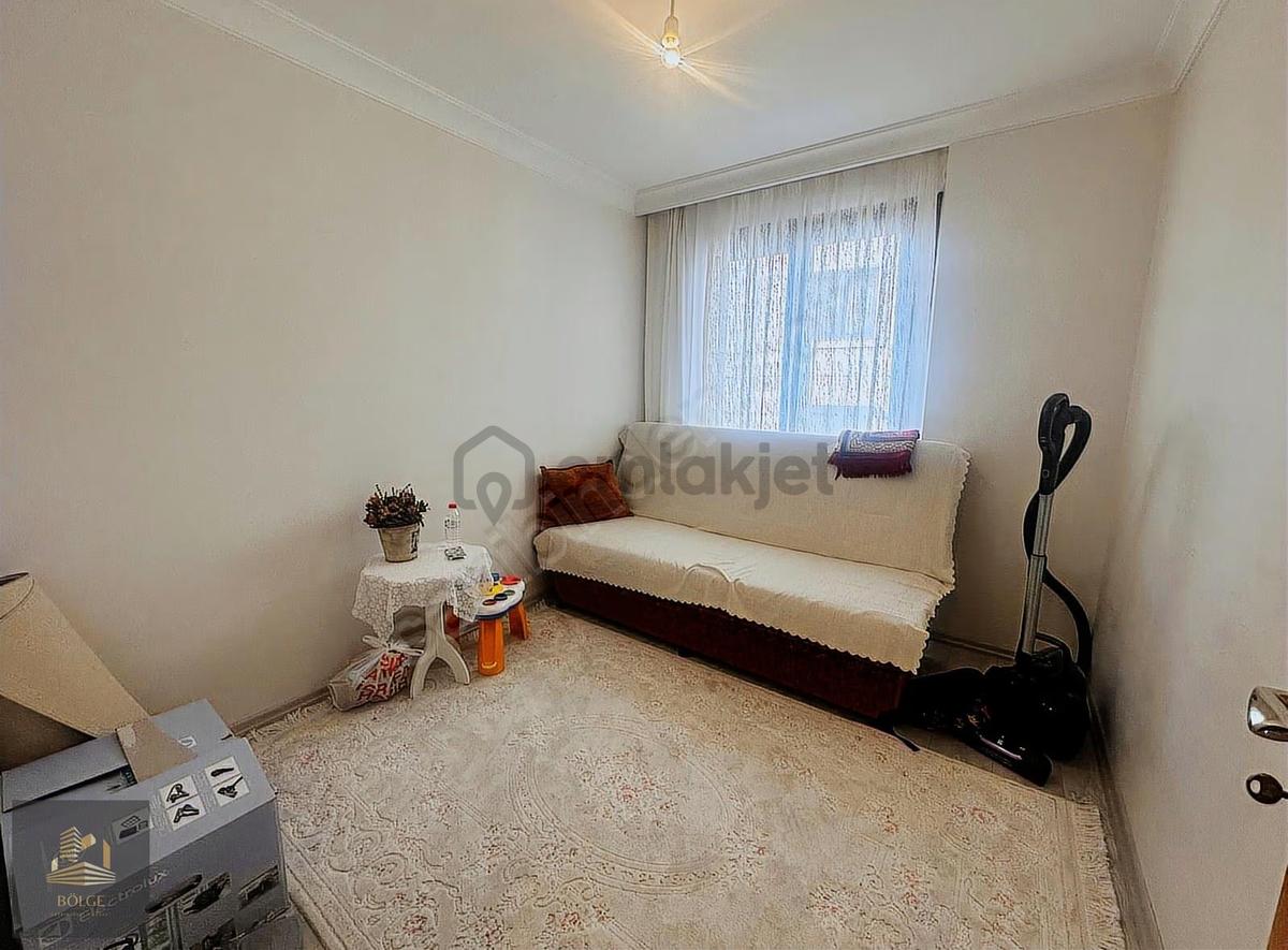 Bölge Emlak'tan Mostar Bulvarı Üzerinde Yeni Binada Boş Daire - 14