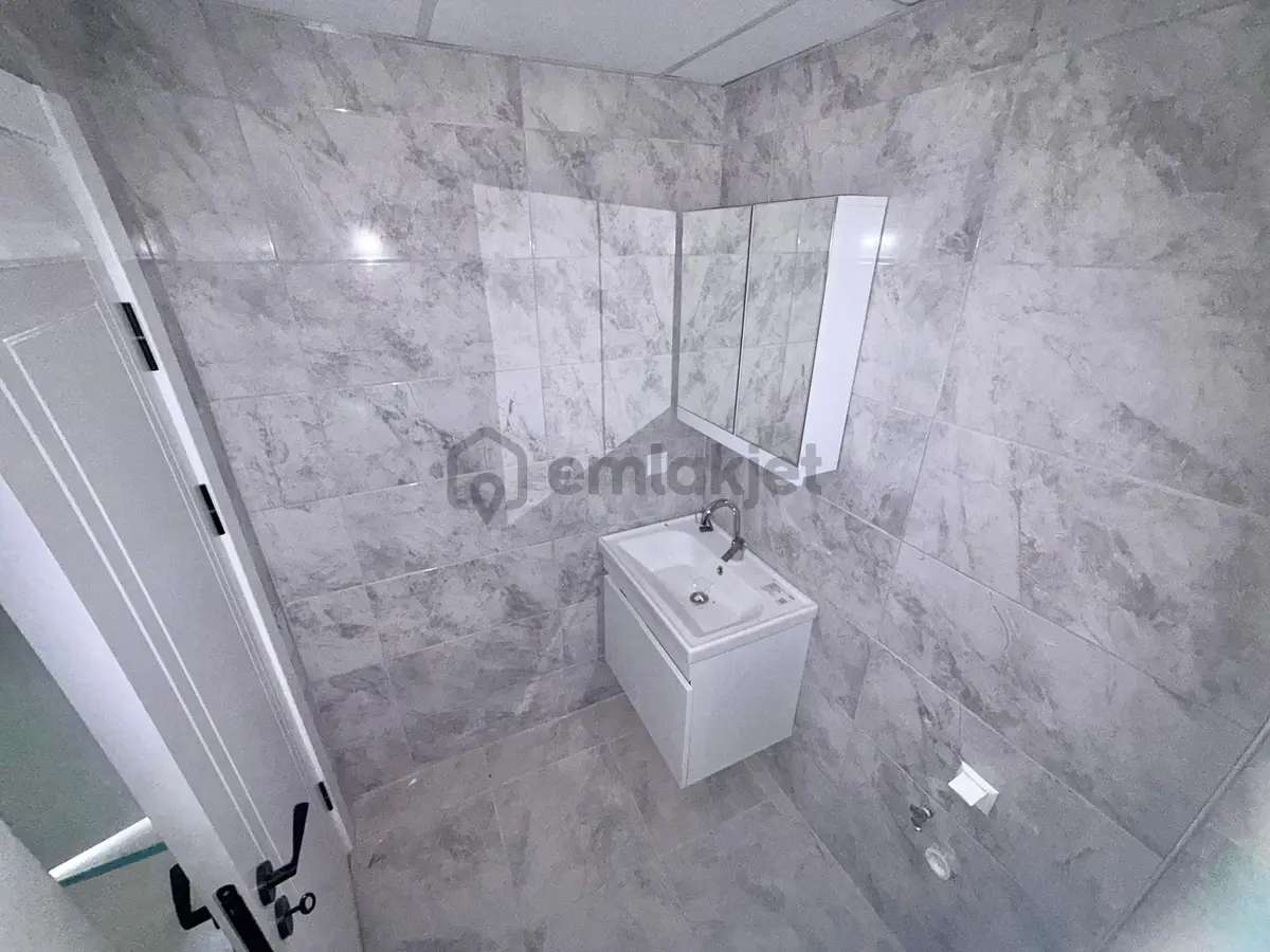 Home And Car'dan Edremite Ayrı Mutfaklı Önü Açık 2+1 Sıfır Daire - 16