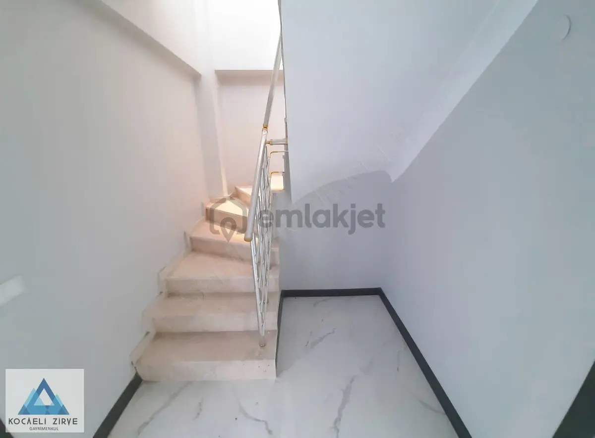 Çınarlı'da 4+1 Geniş Ferah Sıfır Satılık Dubleks Daire - 27