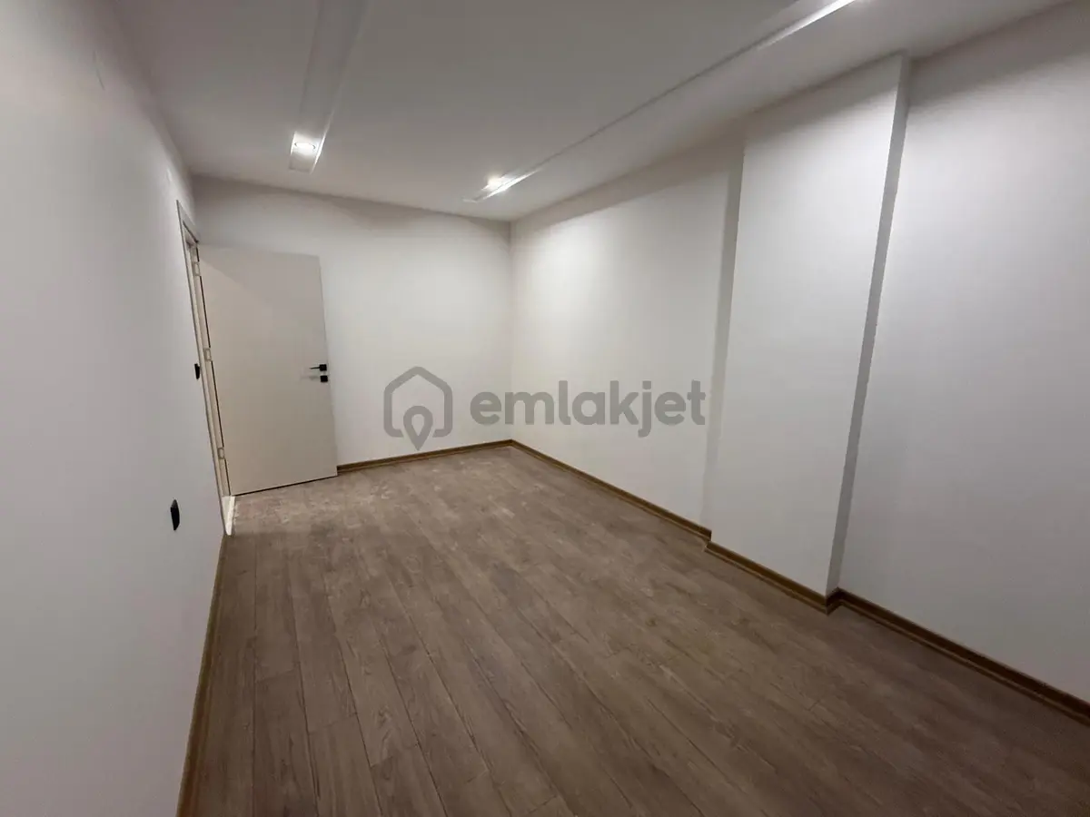 V.aktoprakta Sıfır Yerden Isıtmalı Tramvay Cadde Yakını 2+1 Daireler - 20