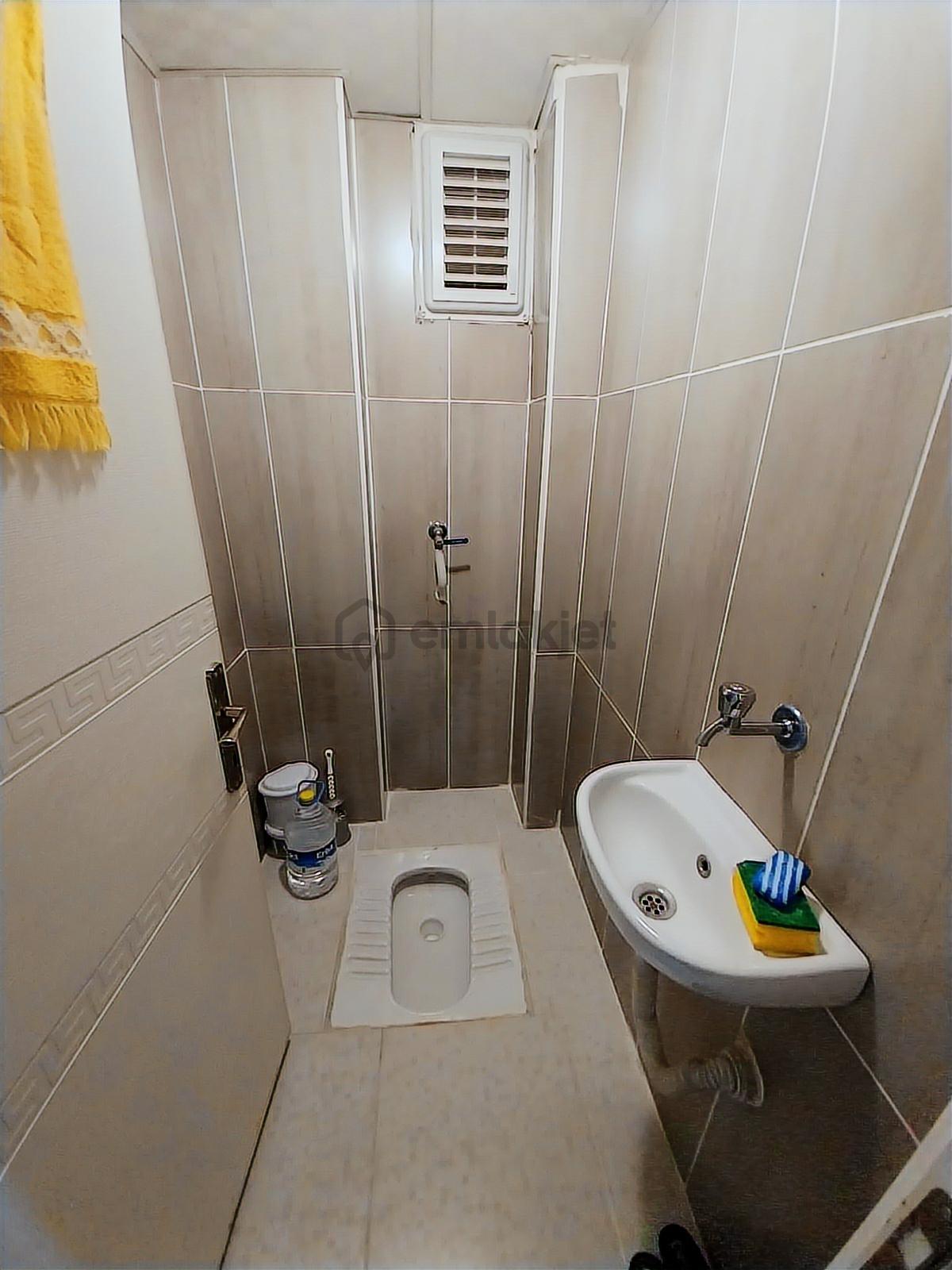 Emek Kombili Balkonlu Satılık 3+1 Daire - 24
