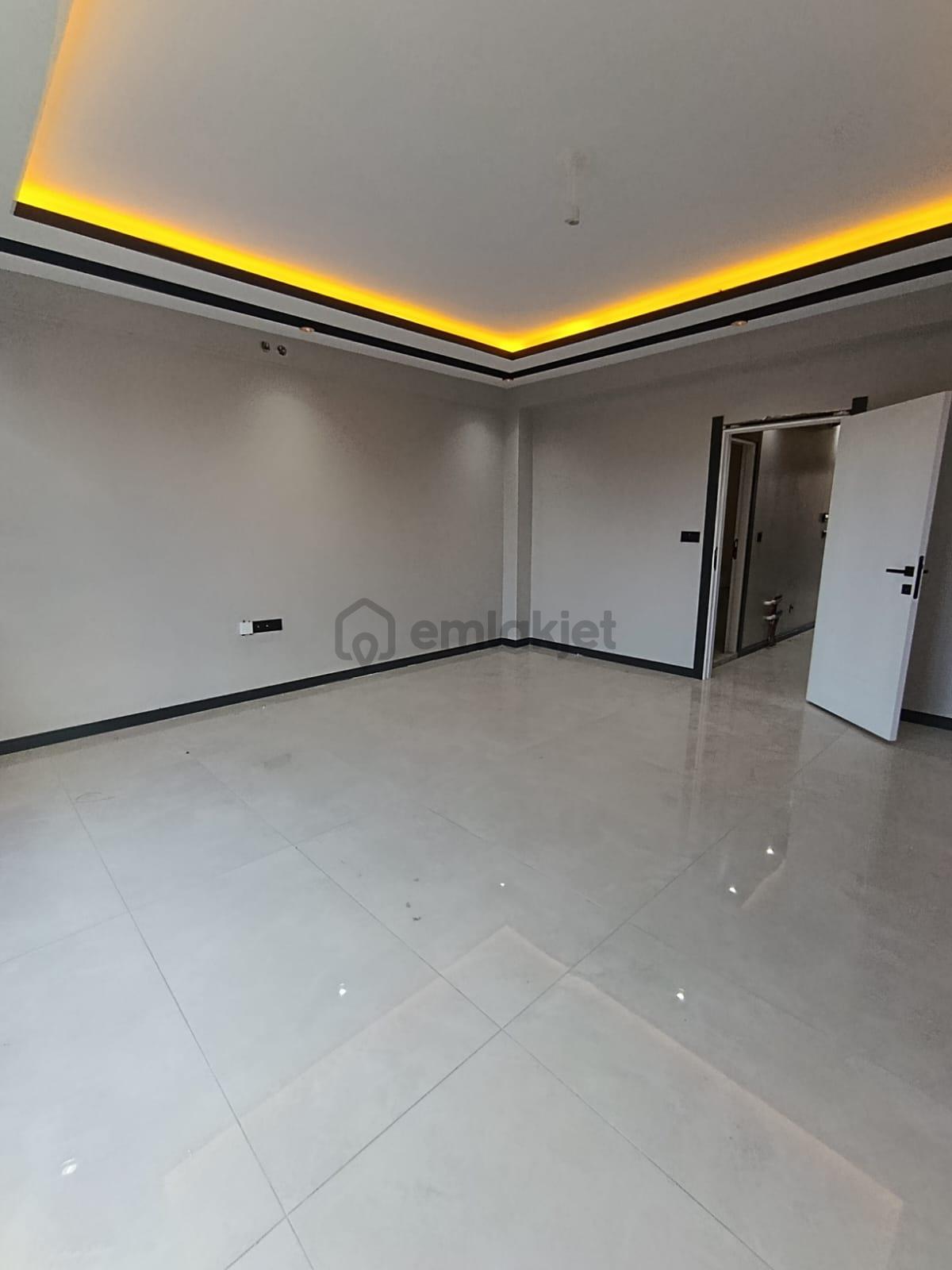 Sazova Mahallesinde 5+1 Tripleks Sıfır Daire - 15