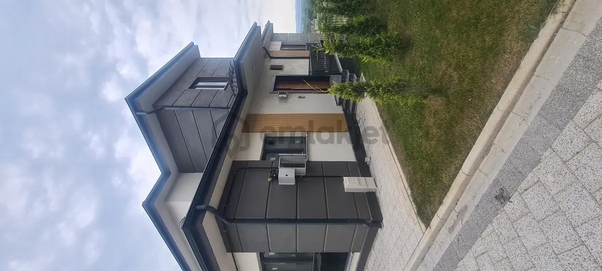 İnegöl Hocaköy De Satılık Lüks Villa - 11