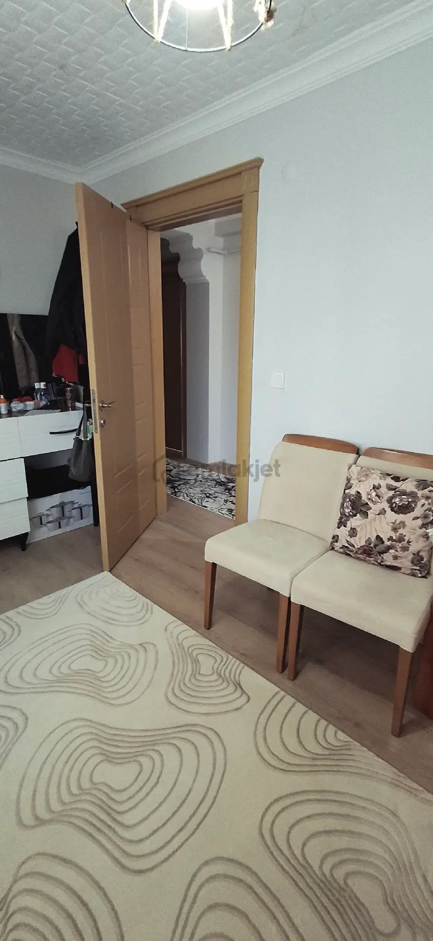 Sezgin Emlak’tan Satılık Daire - 13