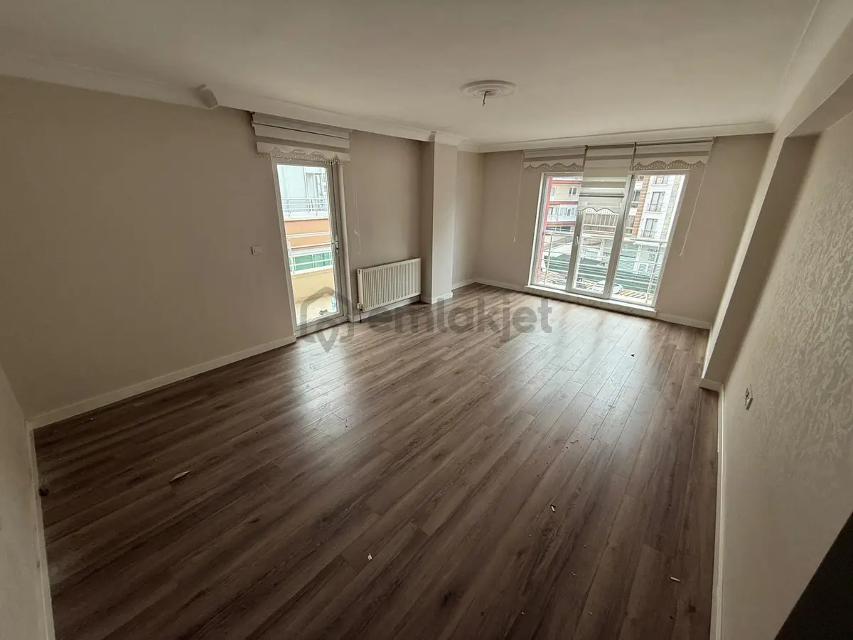 Bademlik Mahallesi'nde Ön Cephe Full Yapılı 4+1 Daire! - 13