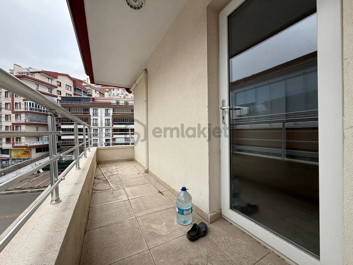 Bademlik Mahallesi'nde Ön Cephe Full Yapılı 4+1 Daire! - 17