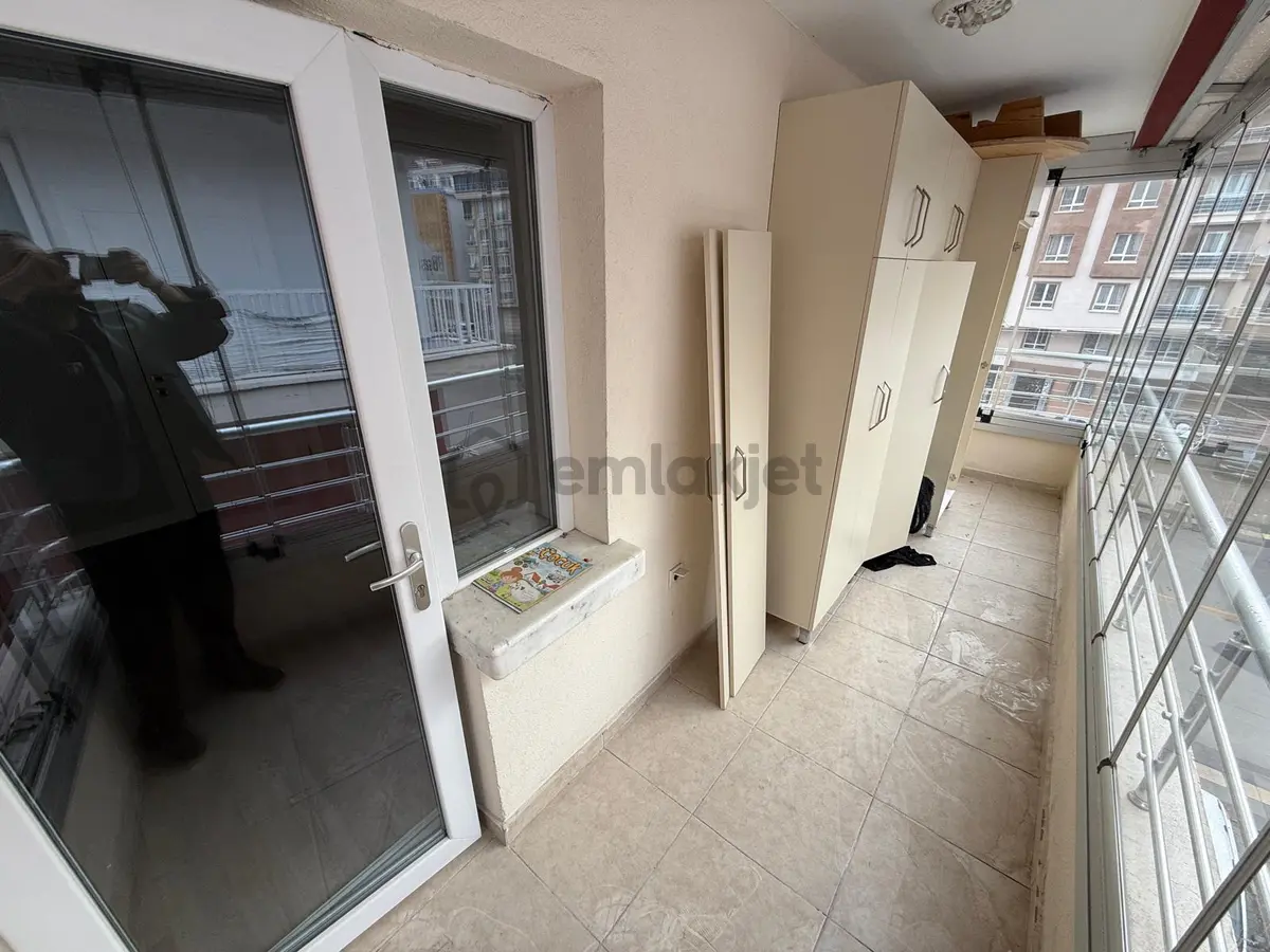 Bademlik Mahallesi'nde Ön Cephe Full Yapılı 4+1 Daire! - 18