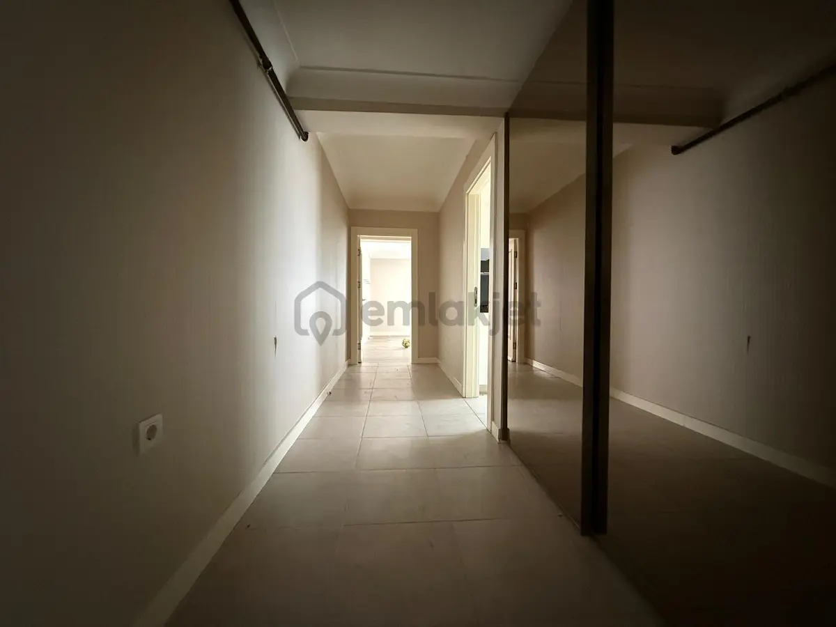 Bademlik Mahallesi'nde Ön Cephe Full Yapılı 4+1 Daire! - 33