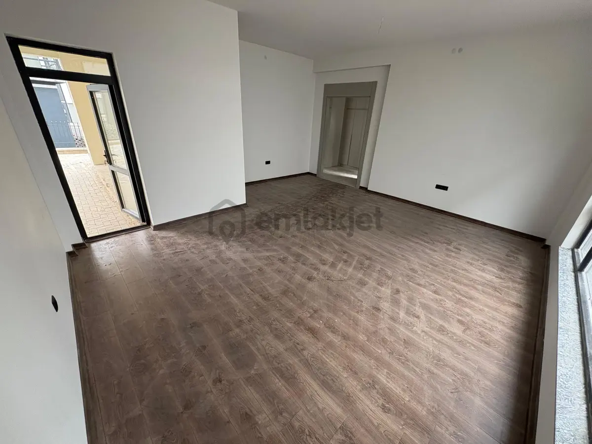 Sym'den Bağlıca Mh Ebeveny B. Giyinme Odalı 3+1 Villa - 12
