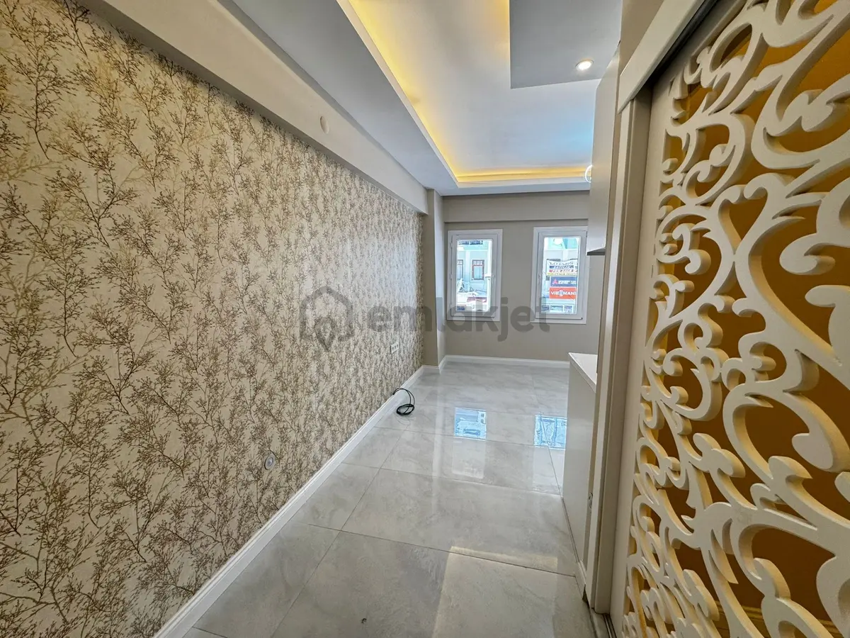 Denize Yürüme Mesafesinde Satılık 1+1 Daire - 14