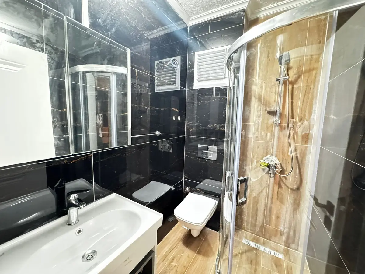 Denize Yürüme Mesafesinde Satılık 1+1 Daire - 15