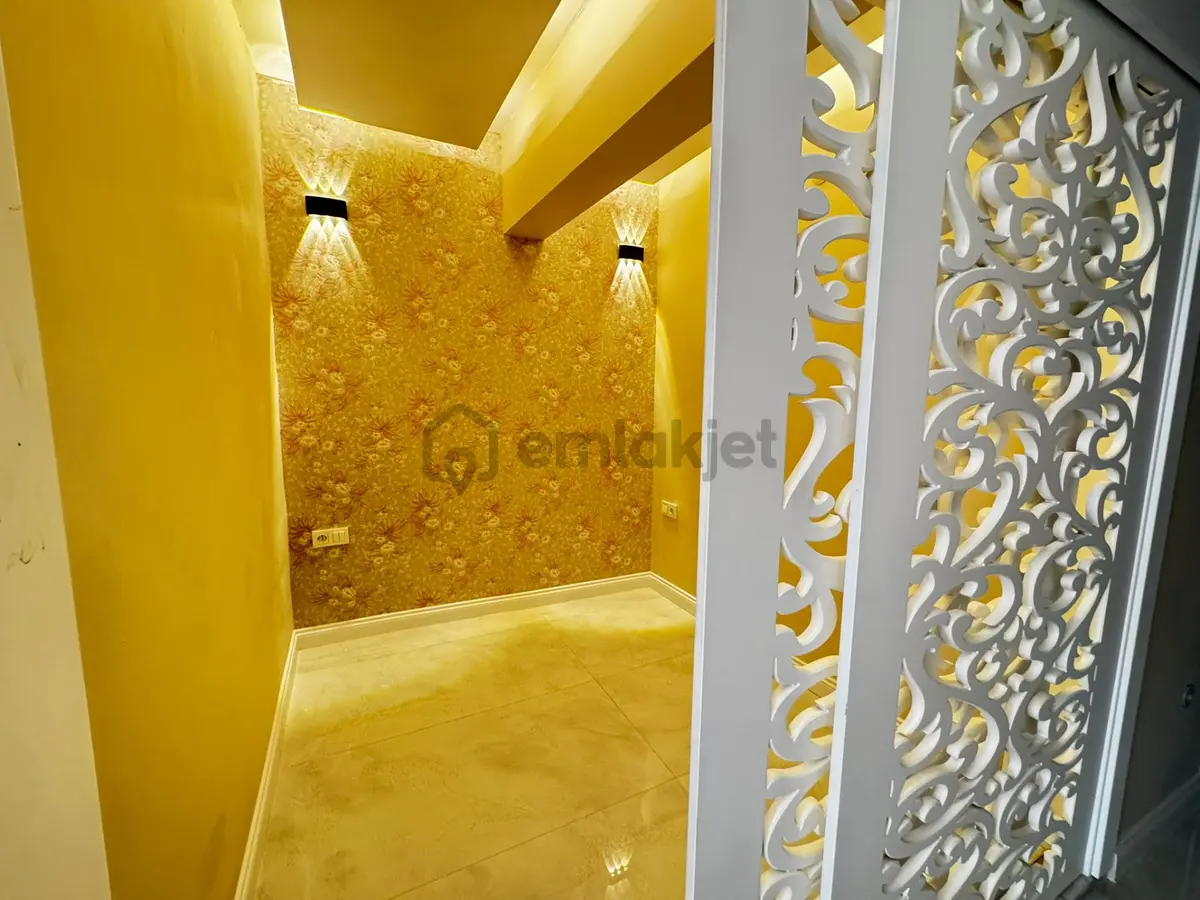 Denize Yürüme Mesafesinde Satılık 1+1 Daire - 5