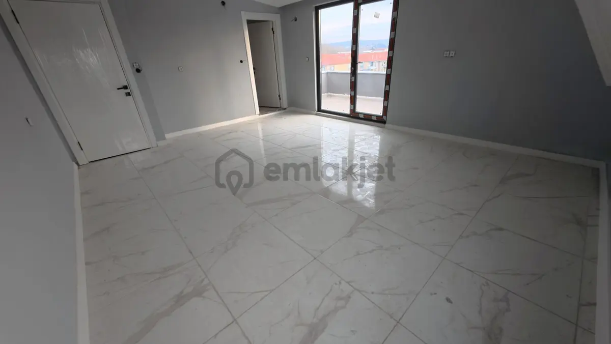 Kocaali De Yalı Mah De Geniş Bahçeli 3+1 Ev - 22