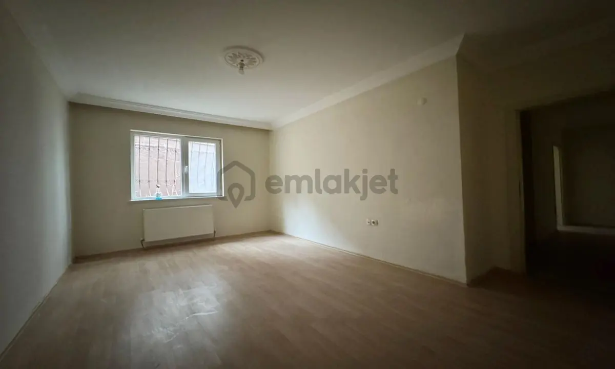 Ufuktepe Mahallesi'nde Kat Konumunda 3+1 Daire! - 5