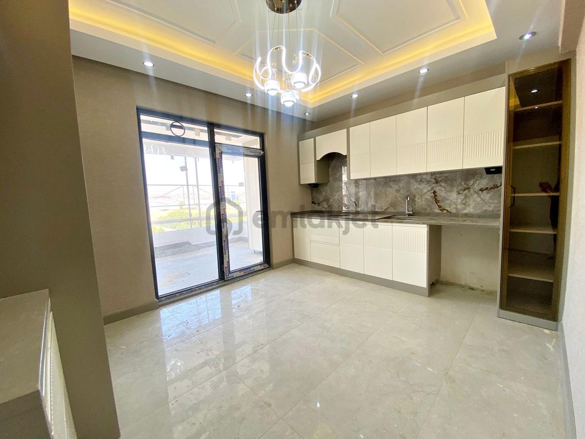 Göktürk'te Göz Alıcı Tasarımıyla Kat Ve Cephe Sçnk.ultralüx 2+1