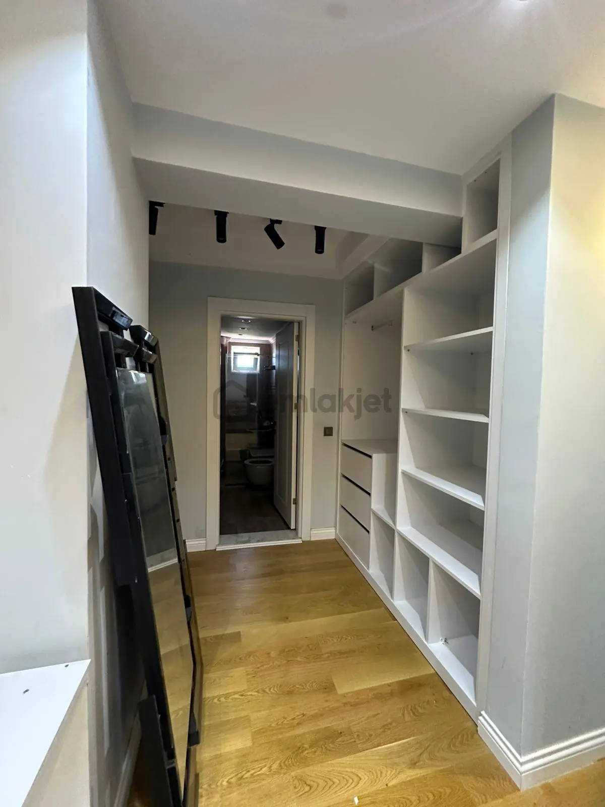 Satılık 4+1 Lüks Villa Köşe Konum / Hemen Teslim - 21