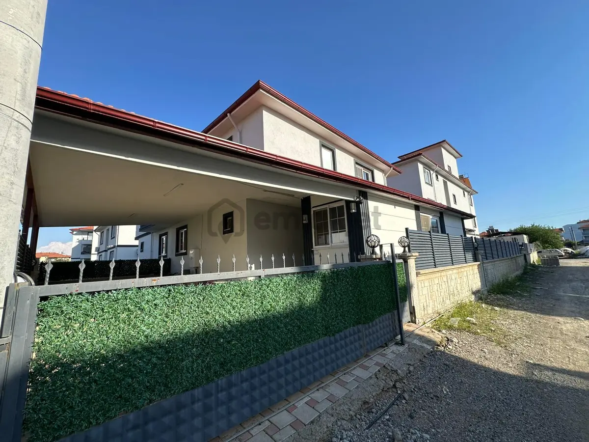 Satılık 4+1 Lüks Villa Köşe Konum / Hemen Teslim - 29