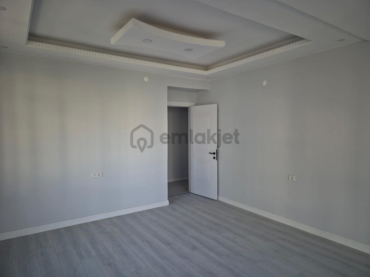 Rumeli Mahallesi 2 Bloklu Site İçi Ara Kat Satılık 2+1 Daire - 14