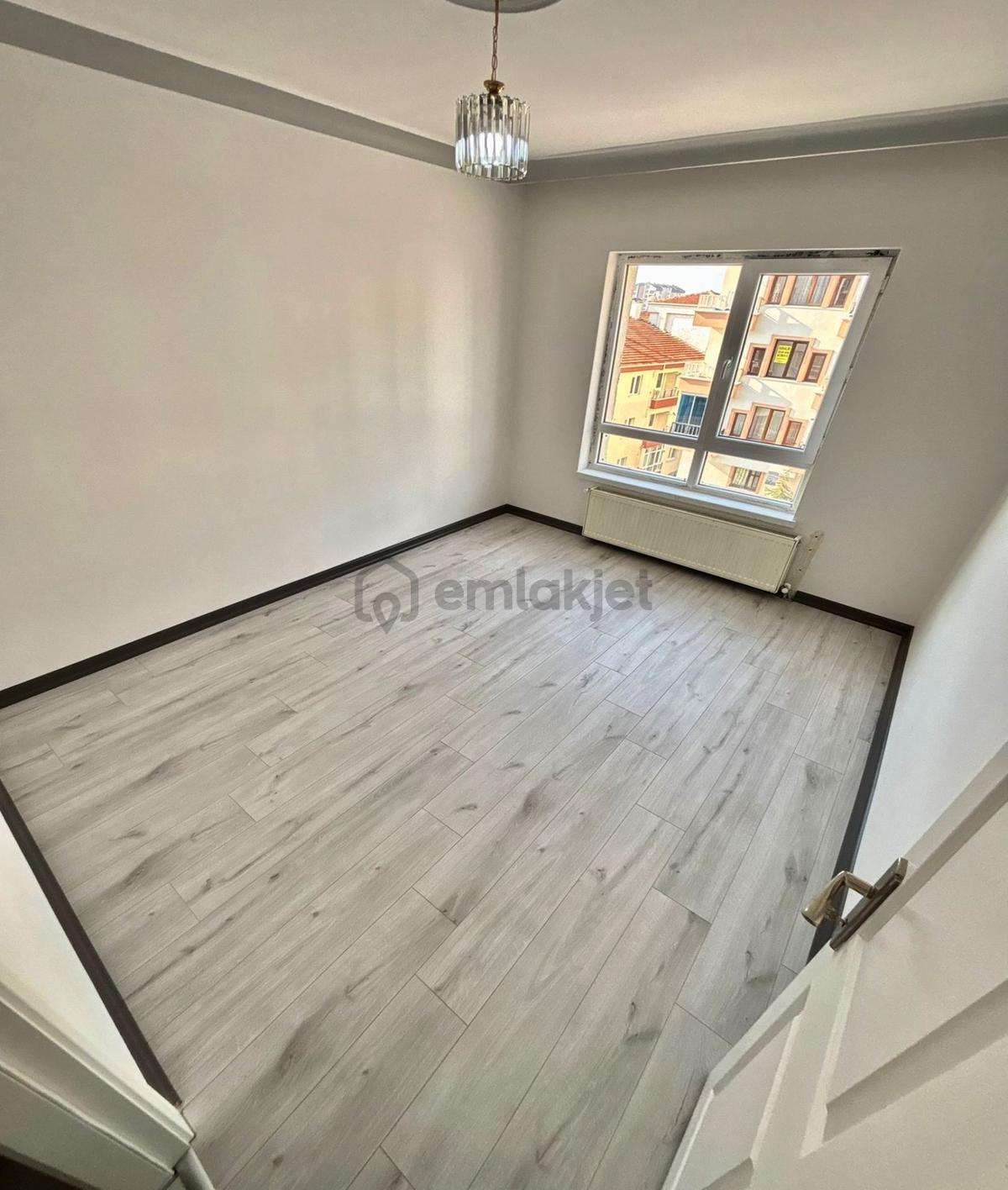 Ufuktepe Mahallesi Cadde Üzeri Full+full 3+1 Daire! - 20