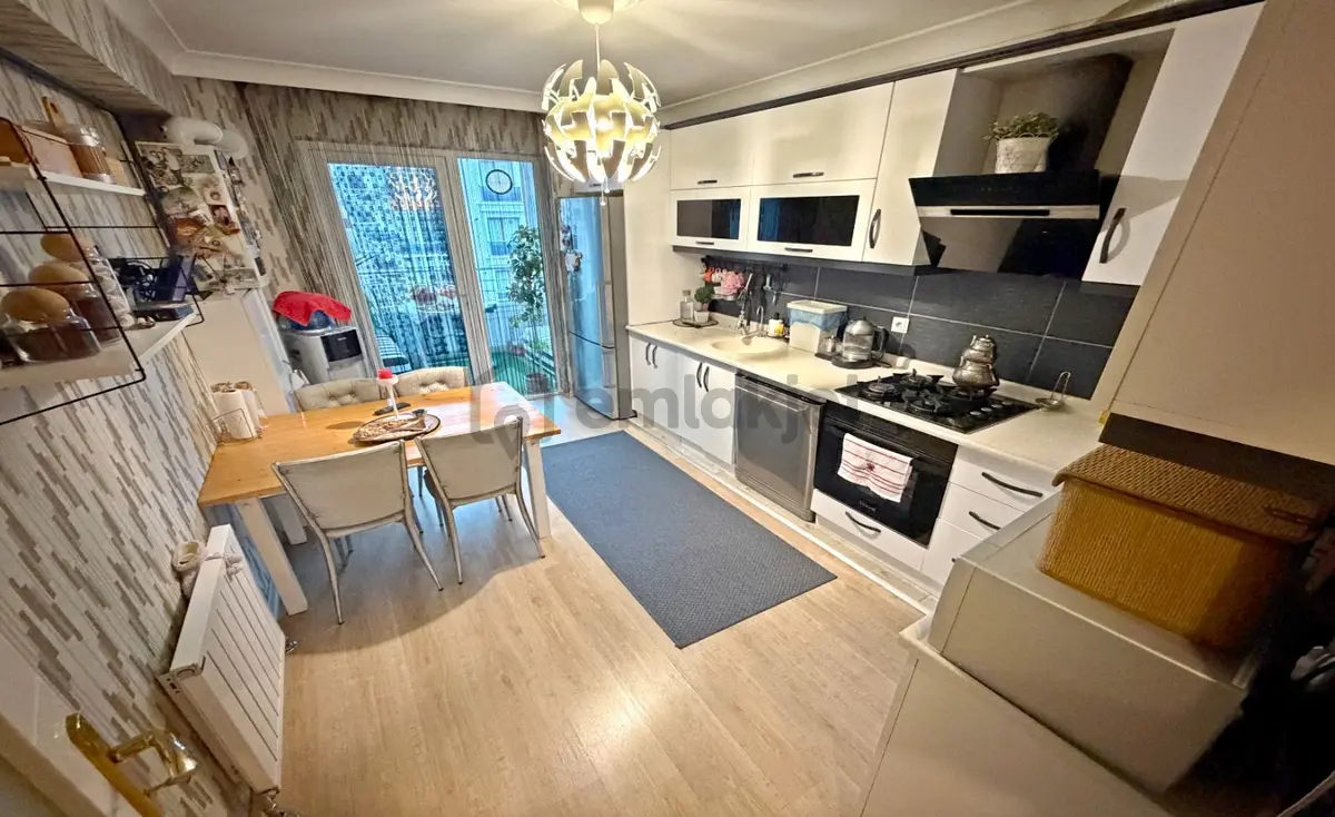 Atapark'ta E.banyolu Genç Binada Full+full Yapılı 145 M2 3+1 Daire! - 3