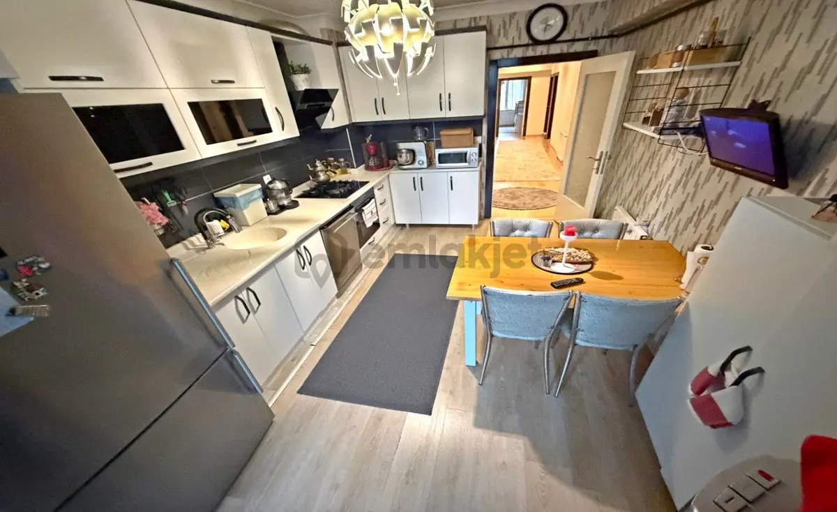 Atapark'ta E.banyolu Genç Binada Full+full Yapılı 145 M2 3+1 Daire! - 6