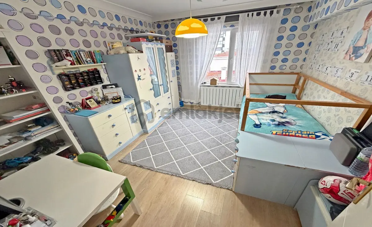 Atapark'ta E.banyolu Genç Binada Full+full Yapılı 145 M2 3+1 Daire! - 24