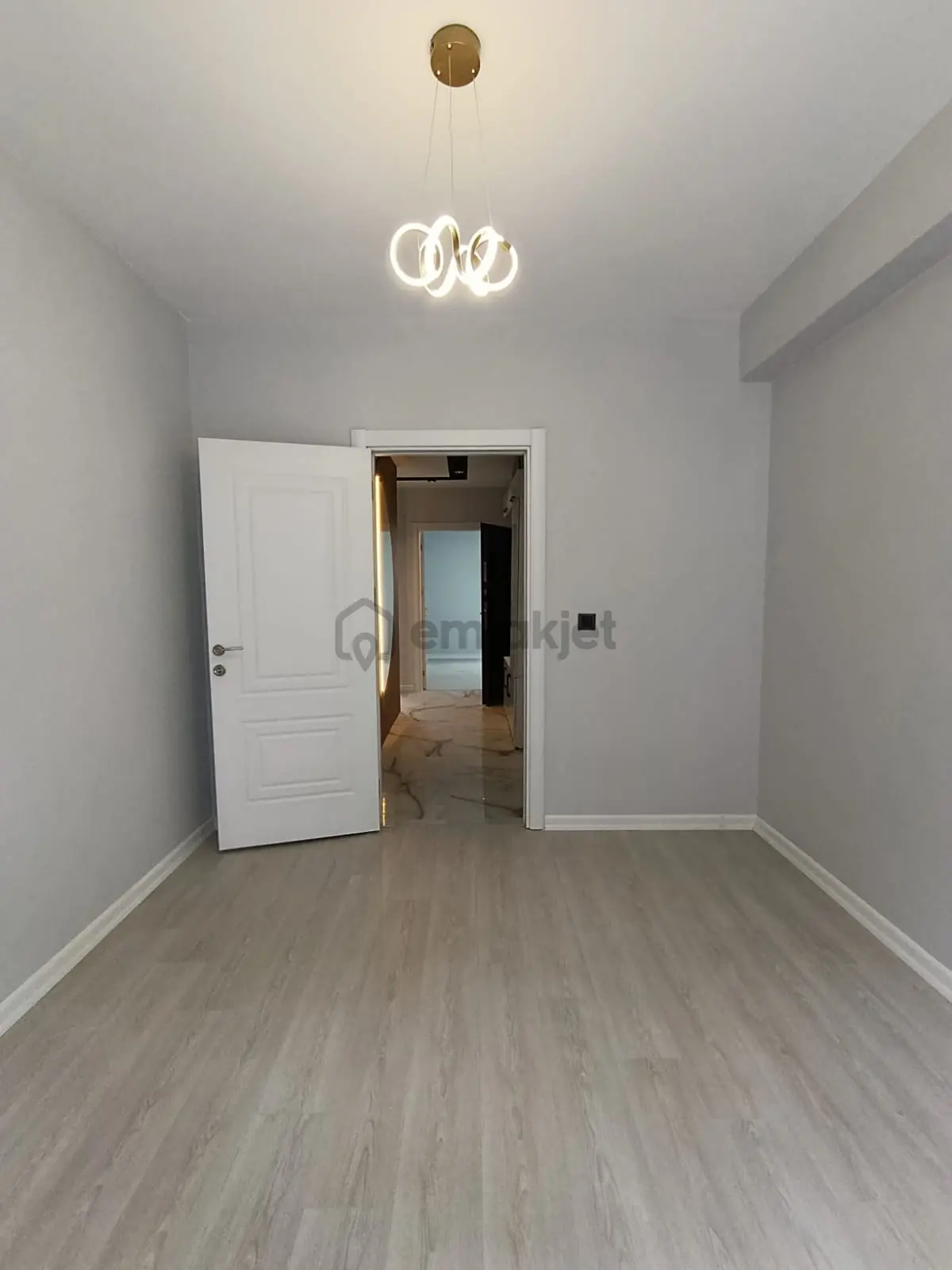 Çamlıca Mahallesinde 3+1 Sıfır Daireler - 12