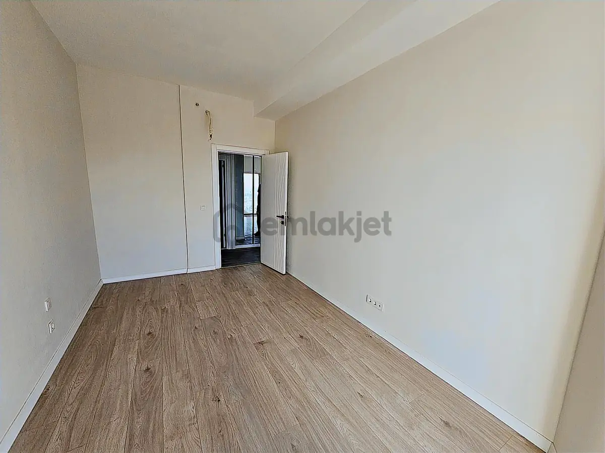 Re/max Arma'dan İzmir Point Bornovada Kiralık 1+1 Daire - 16