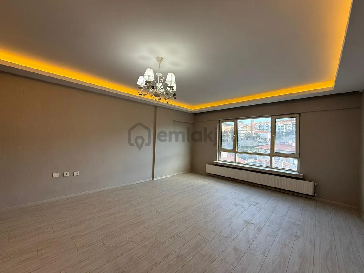 Esertepe Mahallesi'nde Ankara Manzaralı Geniş 3+1 Daire! - 8