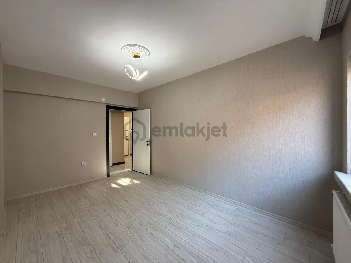 Esertepe Mahallesi'nde Ankara Manzaralı Geniş 3+1 Daire! - 15