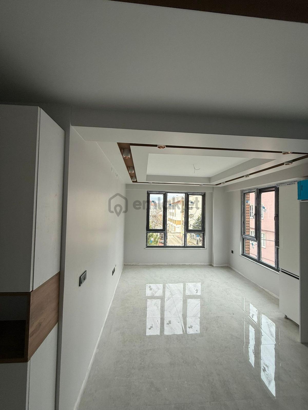 Çamlıca Mahallesinde Sıfır 1+1 Daire - 4