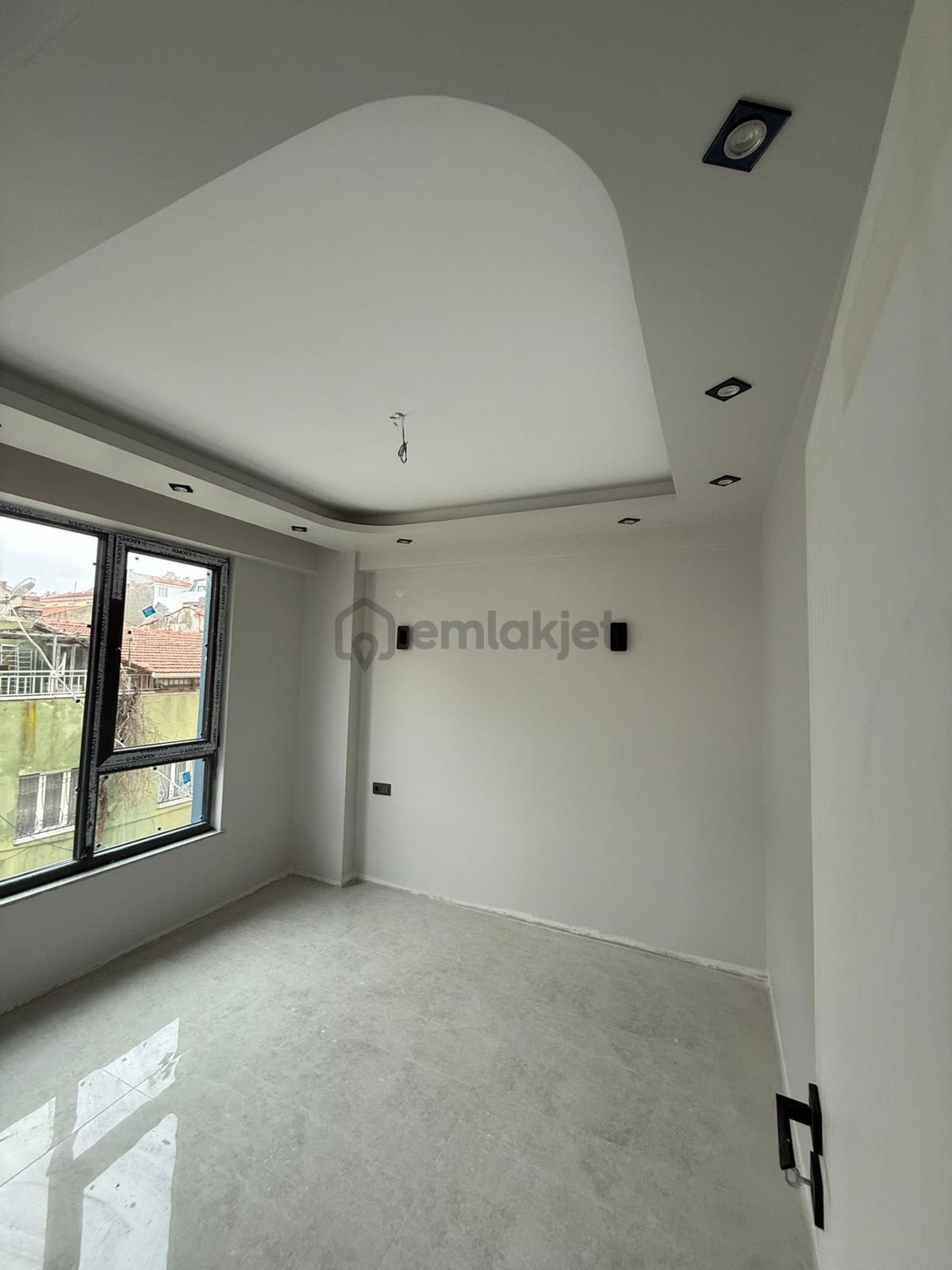 Çamlıca Mahallesinde Sıfır 1+1 Daire - 6