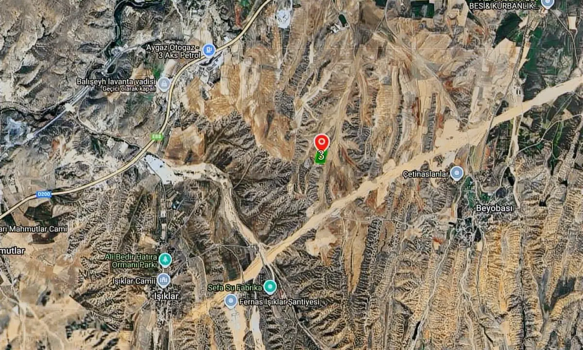 13736 M2 Satılık Sanayi İmarlı Arsa - 2