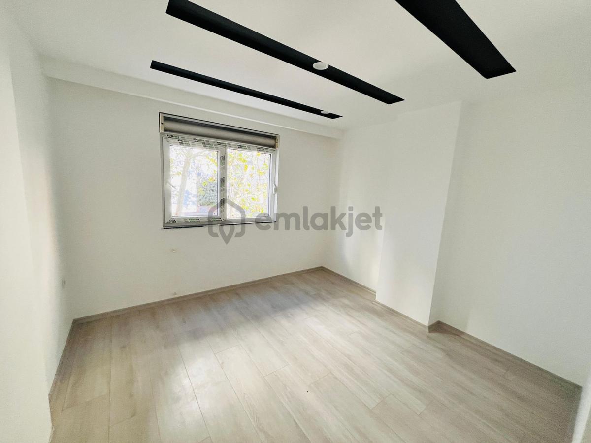 Cumhuriyette Katta Sıfır, Kullanışlı 1+1 Daire - 15