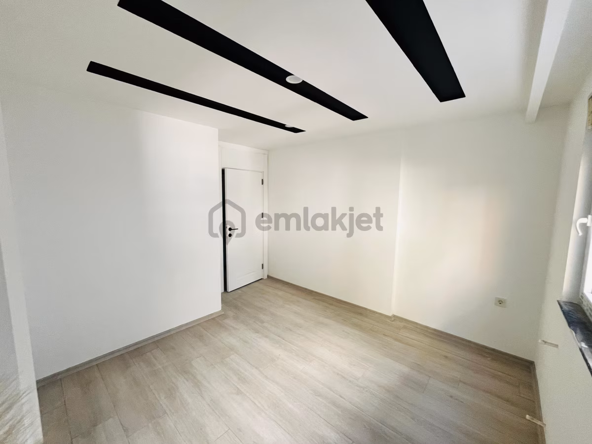 Cumhuriyette Katta Sıfır, Kullanışlı 1+1 Daire - 13