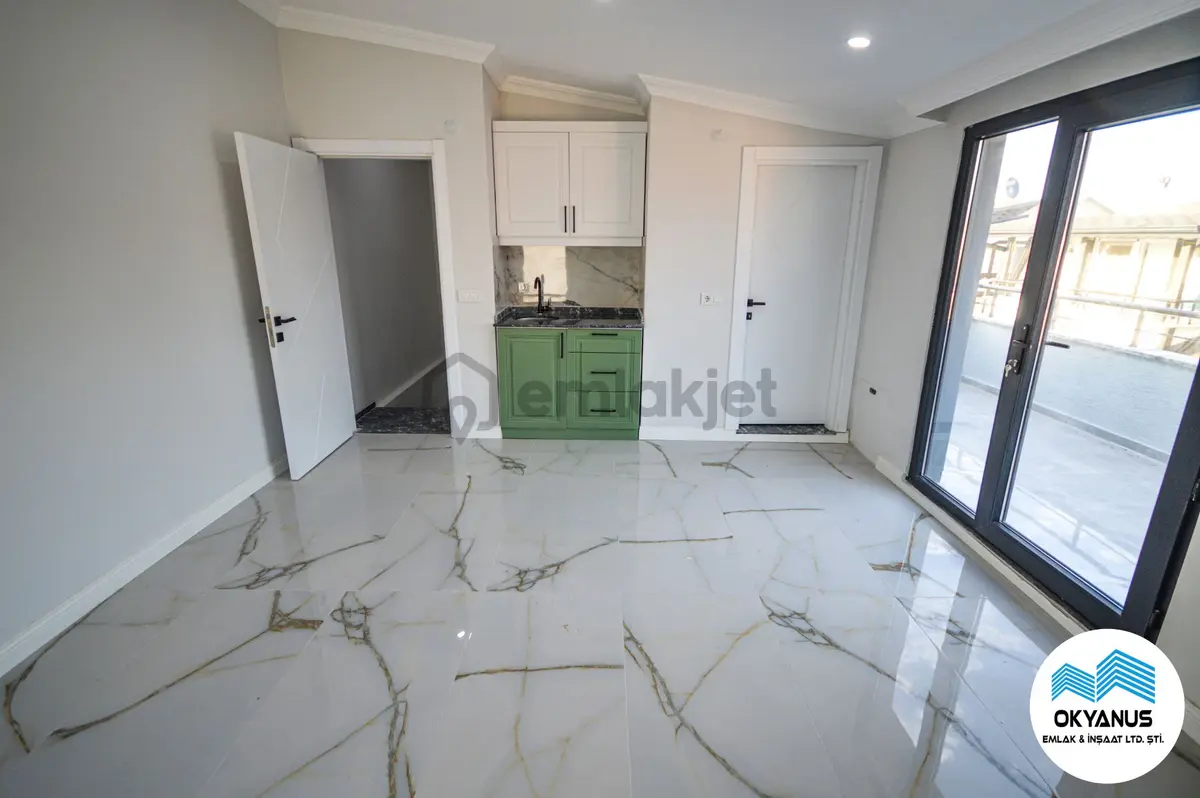 Kocaali De Bahçeli Şık Mutfak Dolaplarıyla 3+1 Villa - 22