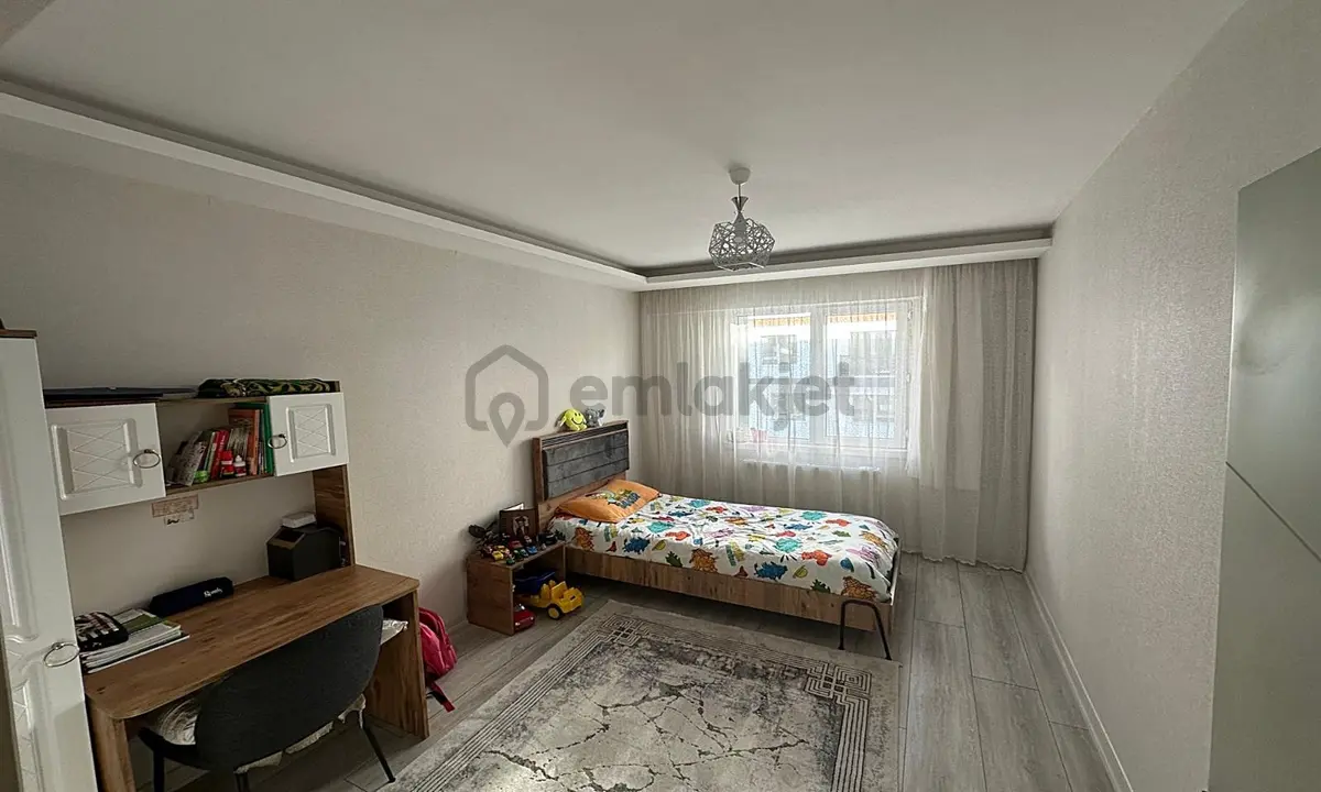Karakaya Mahallesi'nde Full+ Full Yapılı Daire! - 11