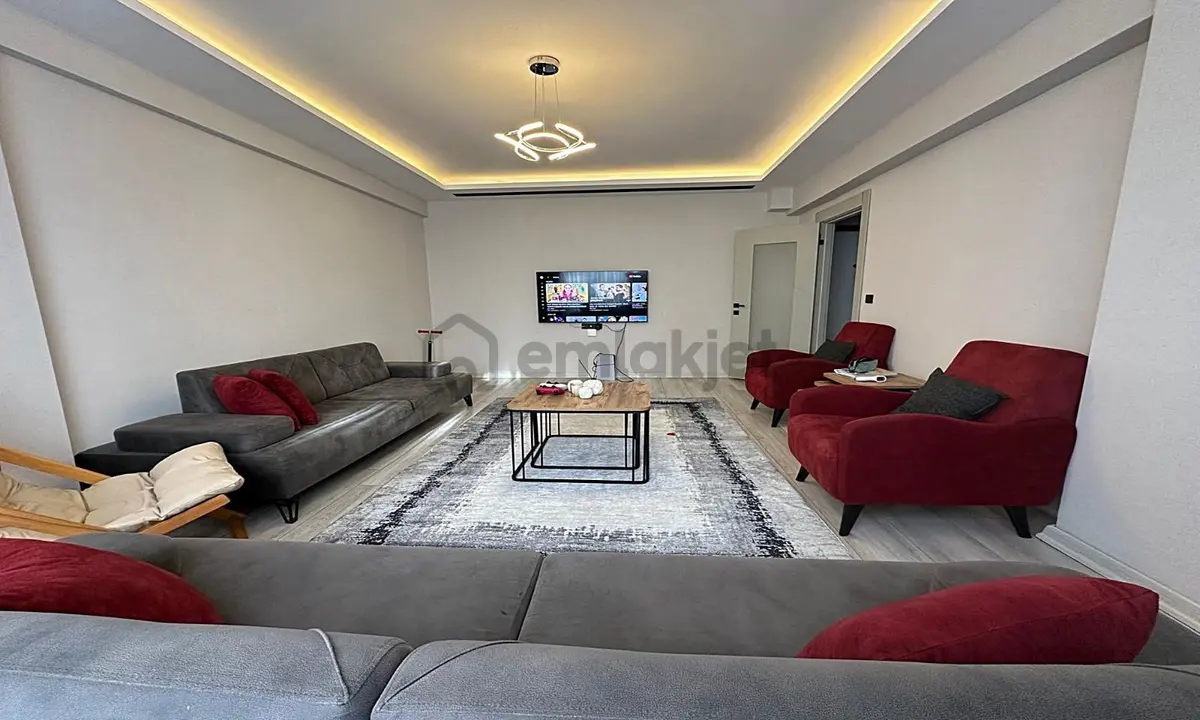 Karakaya Mahallesi'nde Full+ Full Yapılı Daire! - 9