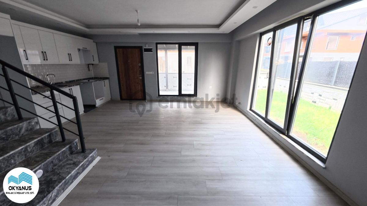 Kocaali’de Geniş Bahçeli, Denize Yakın 3+1 Villa - 23
