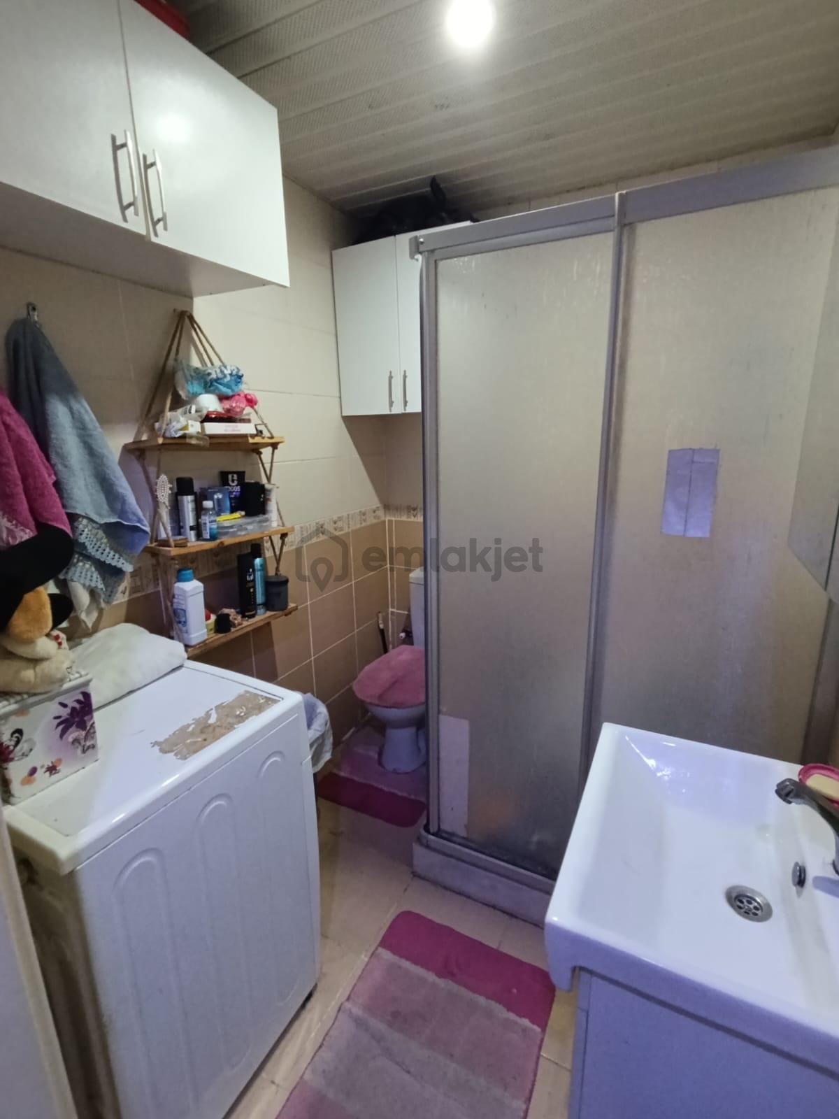 Üçkular Fg Tokide Aciil Acil Satılık 2+1 Bakımlı Daire!! - 15
