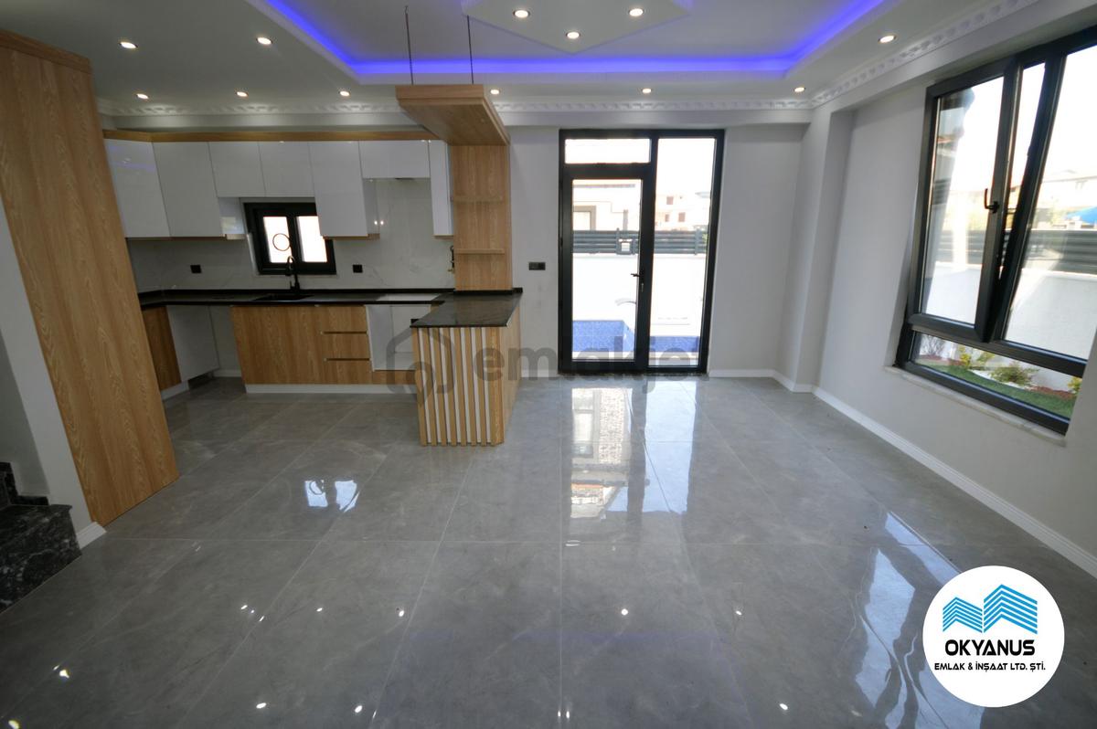 Kocaali De Havuzlu, Bahçeli, Denize Yakın Şık 3+1 Villa - 11