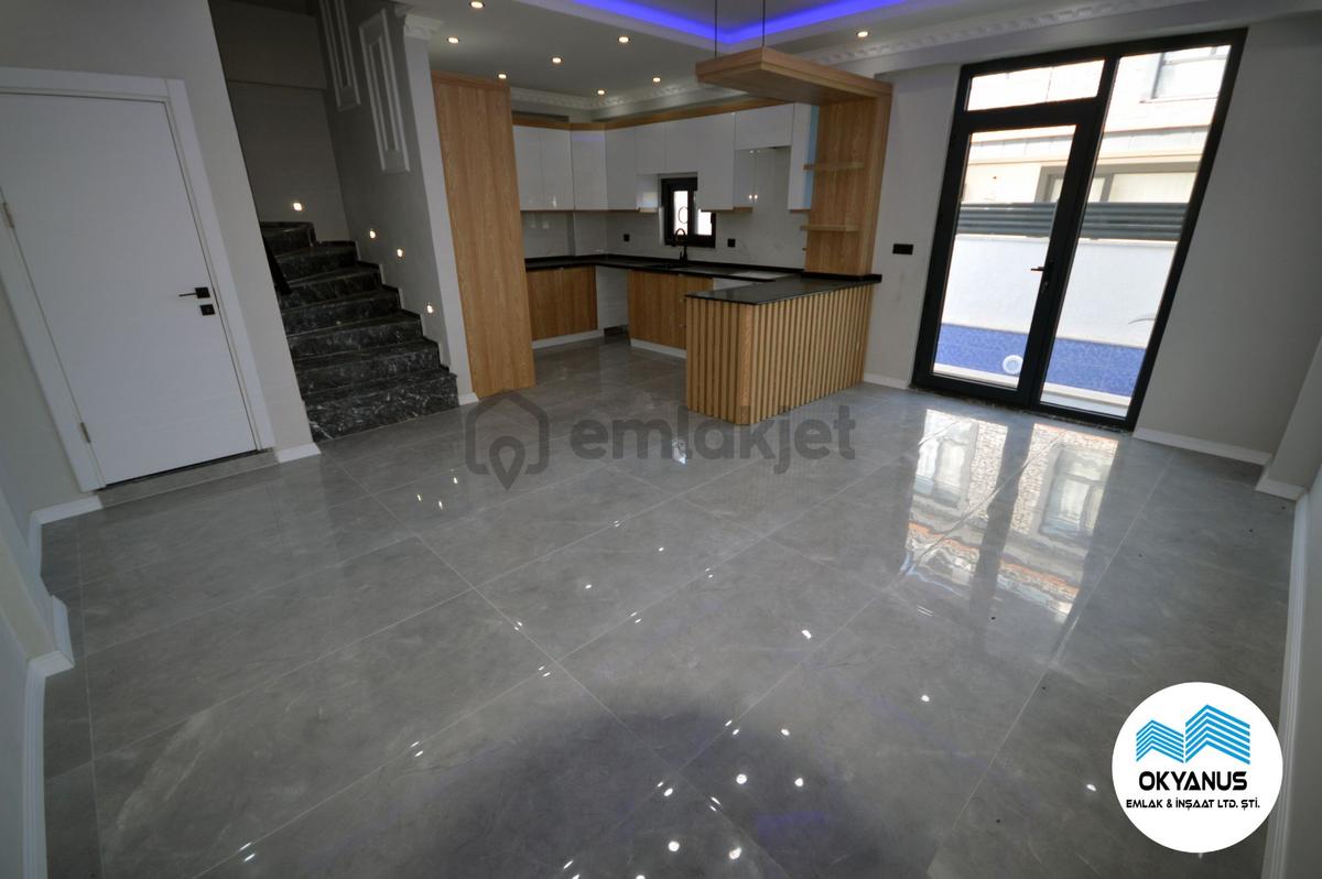 Kocaali De Havuzlu, Bahçeli, Denize Yakın Şık 3+1 Villa - 14