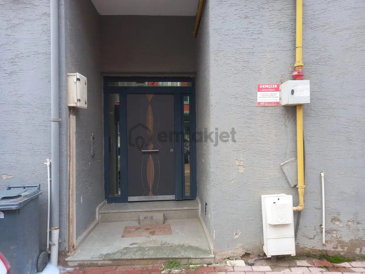 Roma' Dan Cumhuriyet Mh' De Satılık Daire - 4