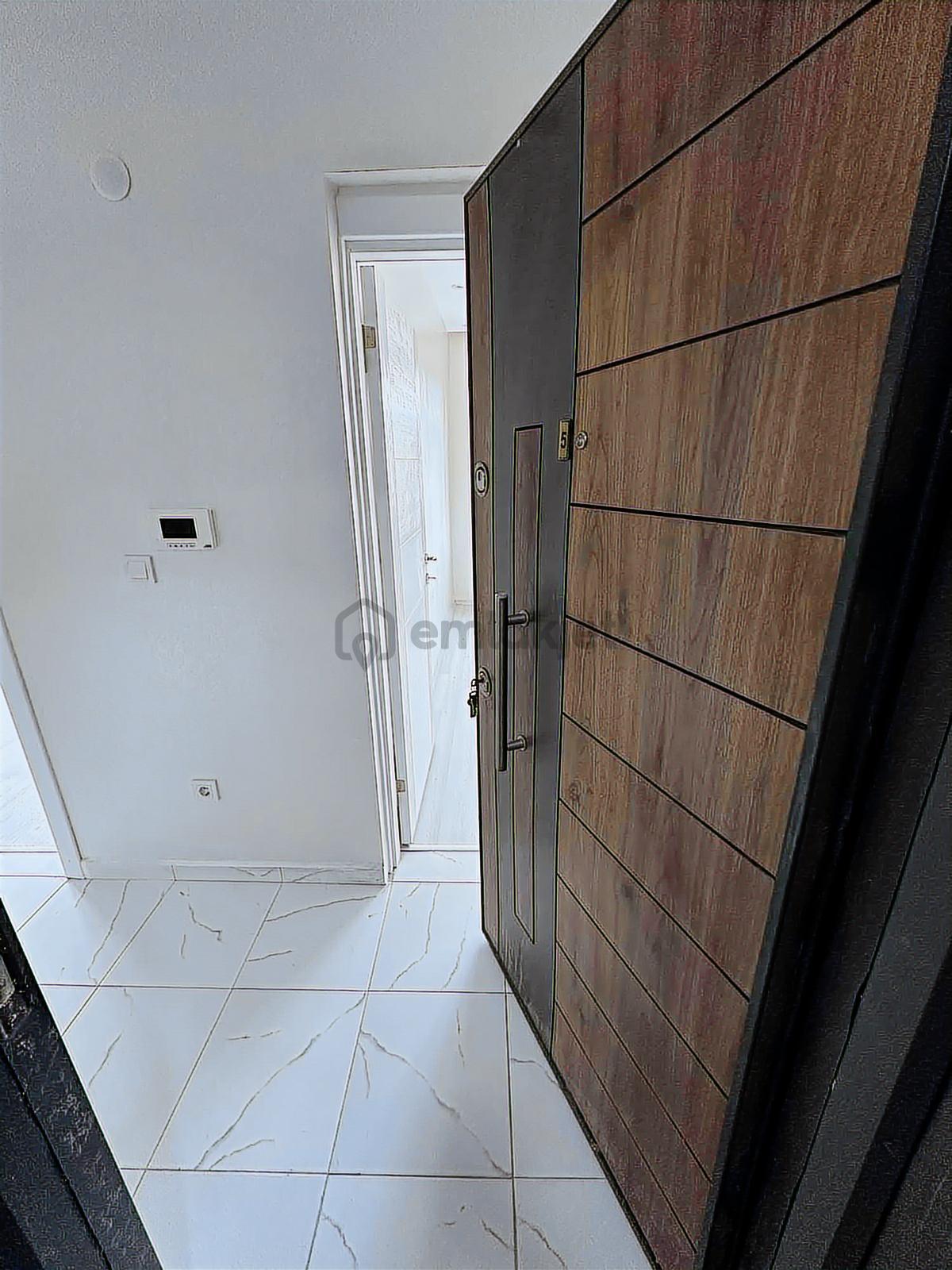 Hürriyetcemilbengücaddesinde Metro Dibinde32binkiracısatılık1+1 - 20